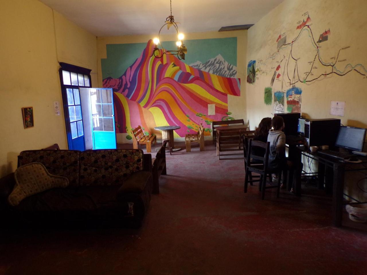 Tunqui Meloc Hostel クスコ エクステリア 写真